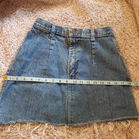 SOLD *Vintage* High Waisted Denim Skirt - Picture 5 of 6
